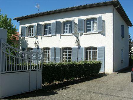 Vente - Maison - 8 pièces - 220.00 m² - montauban
