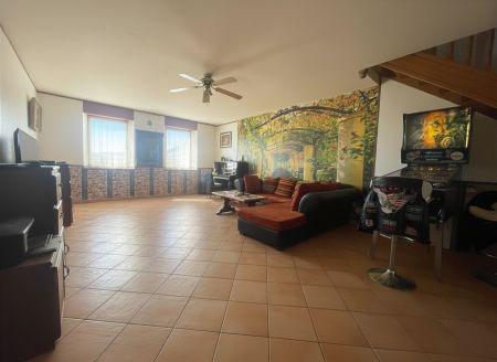 Location - Maison - 4 pièces - 157.27 m² - st Etienne De Tulmont