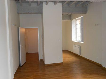 Location - Appartement - 2 pièces - 65.00 m² - montauban