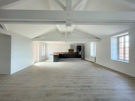 Location - Appartement - 4 pièces - 149.24 m² - montauban