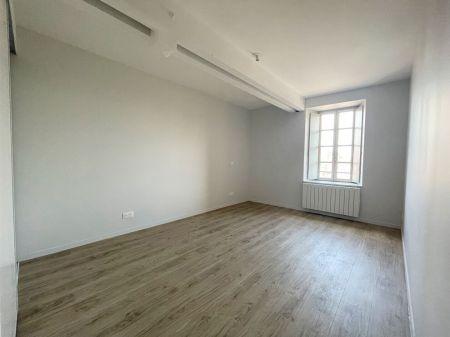 Location - Appartement - 4 pièces - 149.24 m² - montauban
